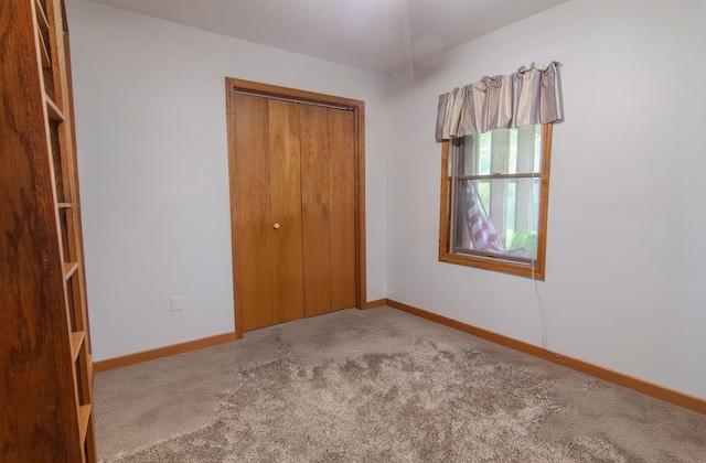 1746 Wall Rd, Mountain Grove, MO 65711 - unfurnished bedroom with carpet and a closet