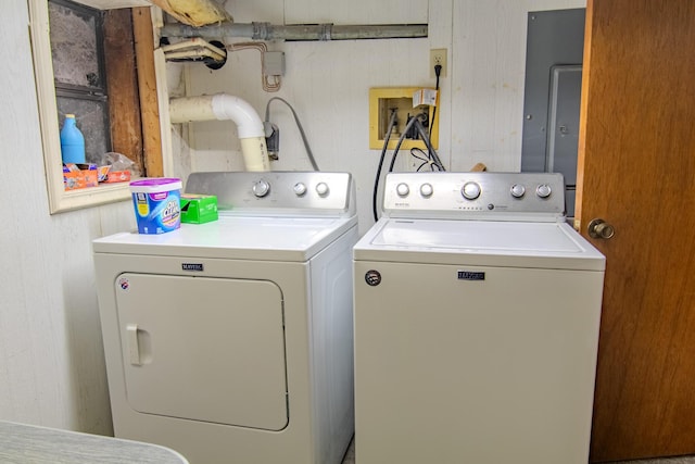 1746 Wall Rd, Mountain Grove, MO 65711 - laundry area with washer and clothes dryer
