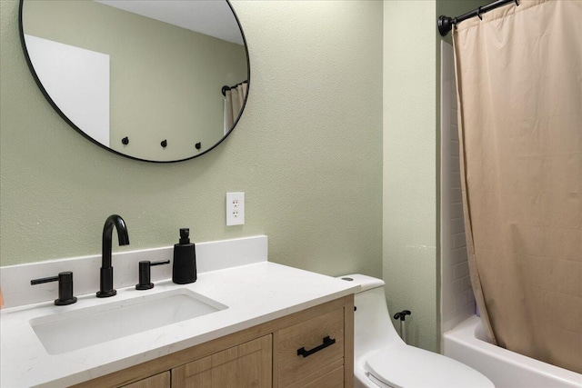103 W Secluded Ln, Nixa, MO 65714 - bathroom featuring vanity and shower / bath combo with shower curtain