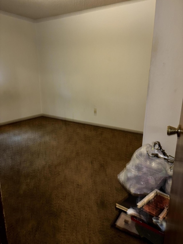 1334 E Nora St, Springfield, MO 65803 - empty room with carpet floors