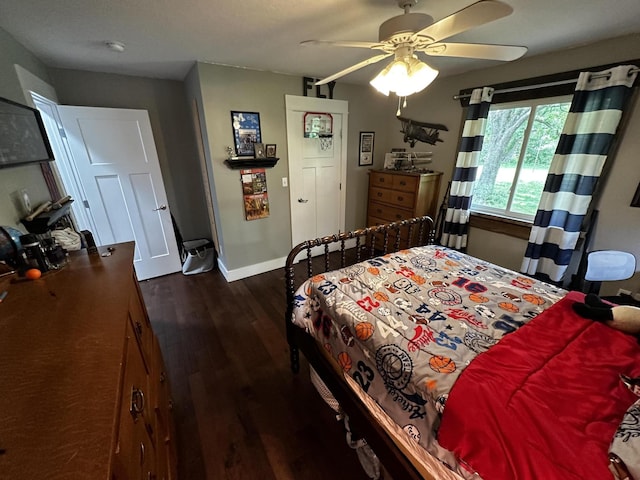 1179 N Pine St, Marshfield, MO 65706 - bedroom with wood finished floors and ceiling fan