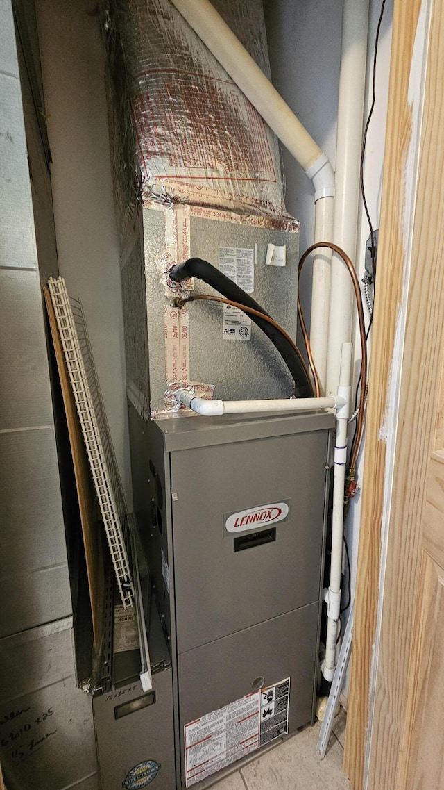 5143 State Highway 95, Drury, MO 65638 - view of utility room
