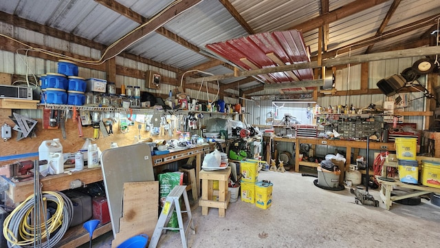 5143 State Highway 95, Drury, MO 65638 - garage featuring a workshop area