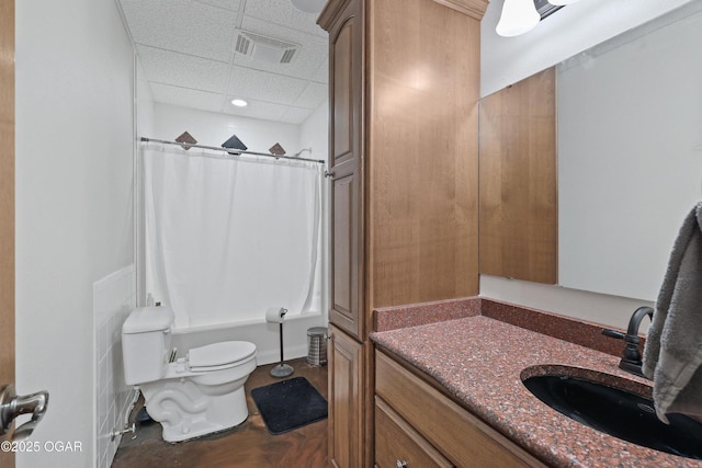 318 Fox Fire Ct, Joplin, MO 64801 - bathroom with vanity, shower / tub combo with curtain, and a drop ceiling