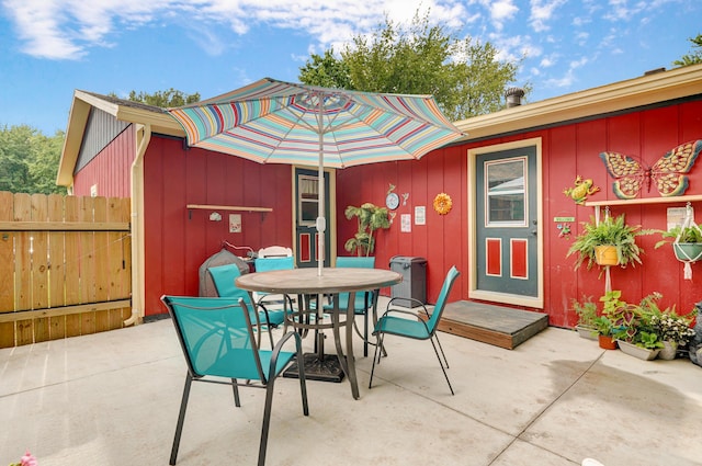1648 N Yates Ave, Springfield, MO 65803 - view of patio / terrace featuring outdoor dining area