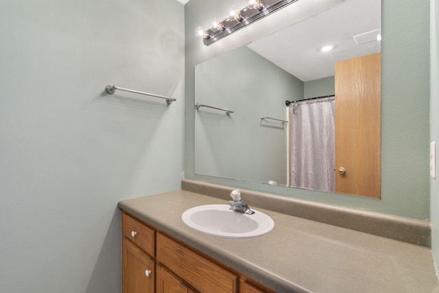 421 W White Ash Rd, Nixa, MO 65714 - full bathroom with vanity and a shower with curtain