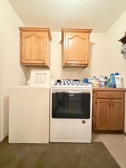 3086 S Suburban Ave, Springfield, MO 65807 - laundry room with cabinet space and washing machine and dryer