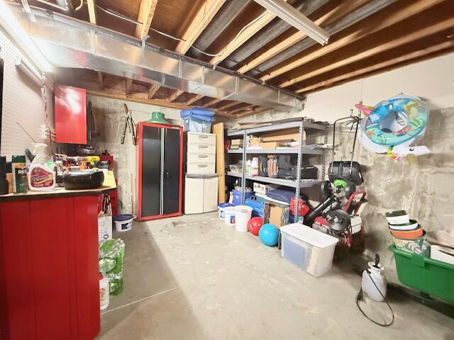 3086 S Suburban Ave, Springfield, MO 65807 - view of storage area