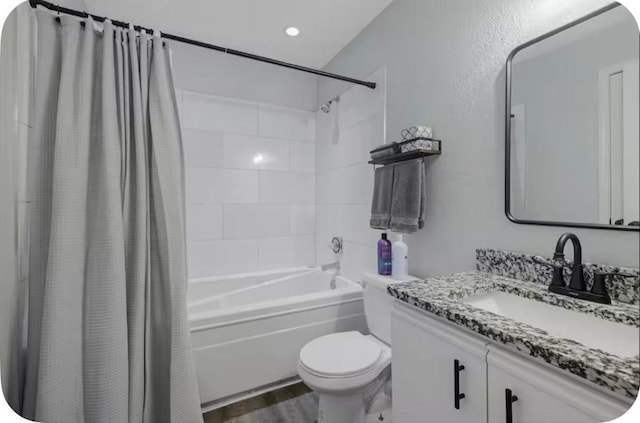 200 Golfview Dr Unit D5, Branson, MO 65616 - bathroom featuring vanity and shower / bath combination with curtain