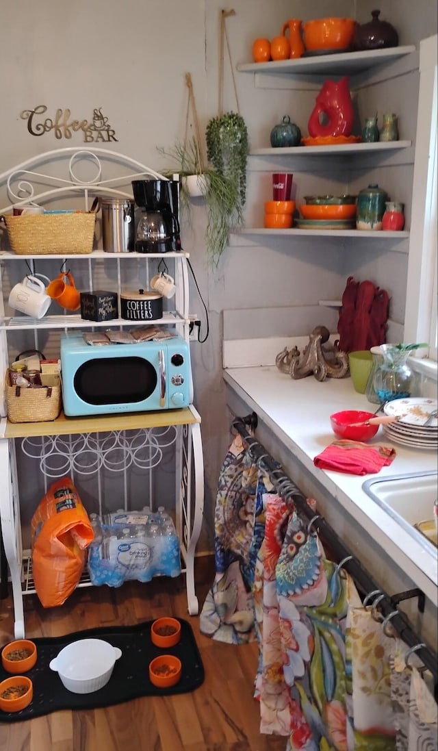 1885 N Lyon Ave, Springfield, MO 65803 - view of pantry