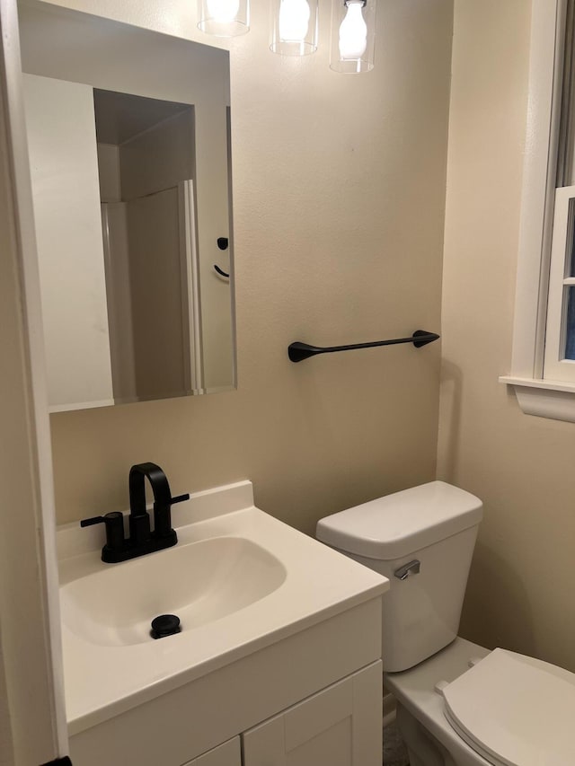 1846 S Nettleton Ave, Springfield, MO 65807 - bathroom with vanity and toilet