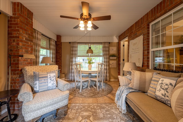1021 W Whiteside St, Springfield, MO 65807 - view of sunroom / solarium