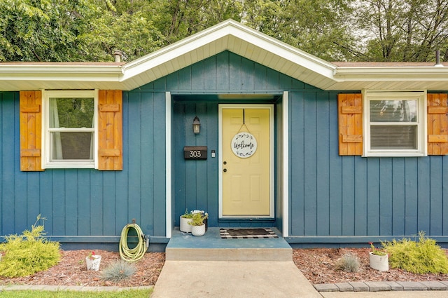 303 E Berkeley St, Springfield, MO 65807 - property entrance