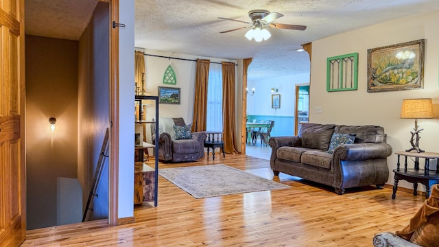 707 E Bryant Ave, Ozark, MO 65721 - photo 4