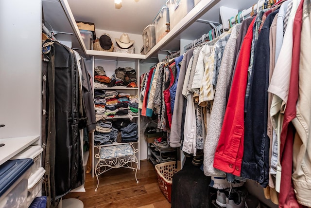120 E Kennedy Blvd, Buffalo, MO 65622 - walk in closet featuring wood finished floors