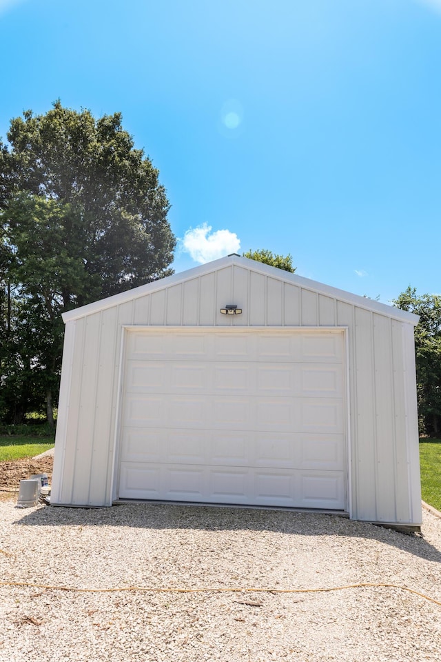 120 E Kennedy Blvd, Buffalo, MO 65622 - view of detached garage
