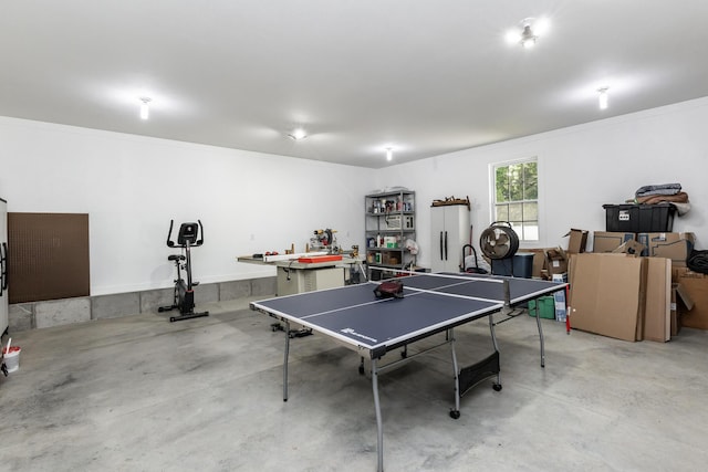 120 E Kennedy Blvd, Buffalo, MO 65622 - recreation room featuring concrete floors and crown molding