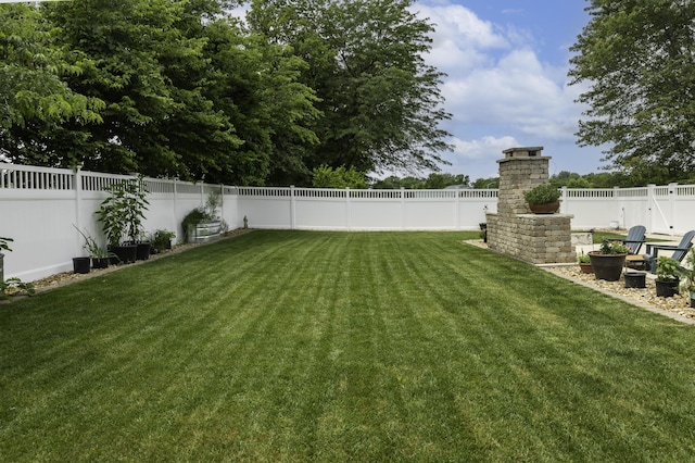 120 E Kennedy Blvd, Buffalo, MO 65622 - view of fenced backyard