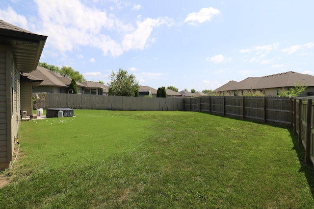 1224 S Mulberry Ave, Springfield, MO 65802 - fenced backyard featuring a residential view