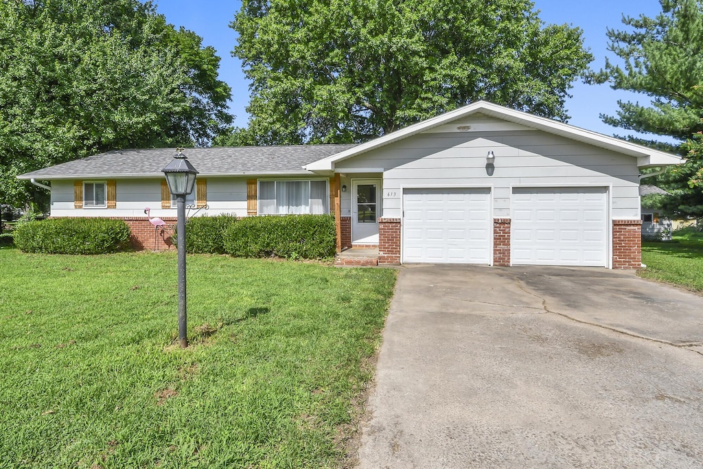 613 S Miller Rd, Willard, MO 65781 - photo 1