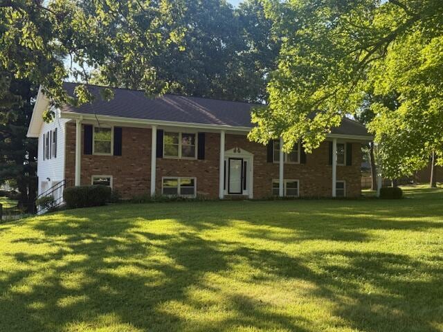 1158 Chateau Dr, West Plains, MO 65775 - photo 1