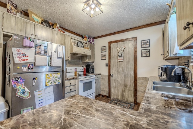 824 S Vine St, Marshfield, MO 65706 - photo 10