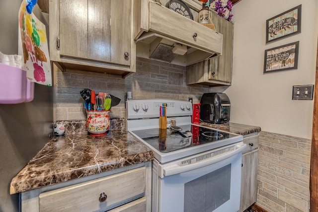 824 S Vine St, Marshfield, MO 65706 - photo 12