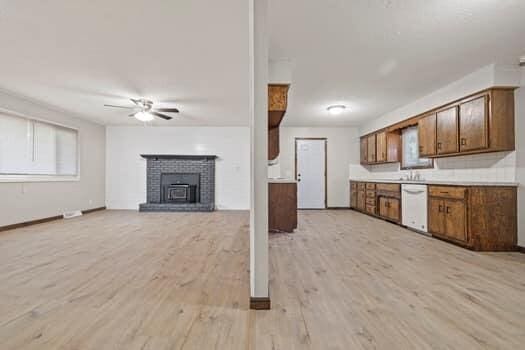 814 E Rodgers St, Republic, MO 65738 - photo 13