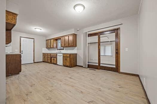 814 E Rodgers St, Republic, MO 65738 - photo 7