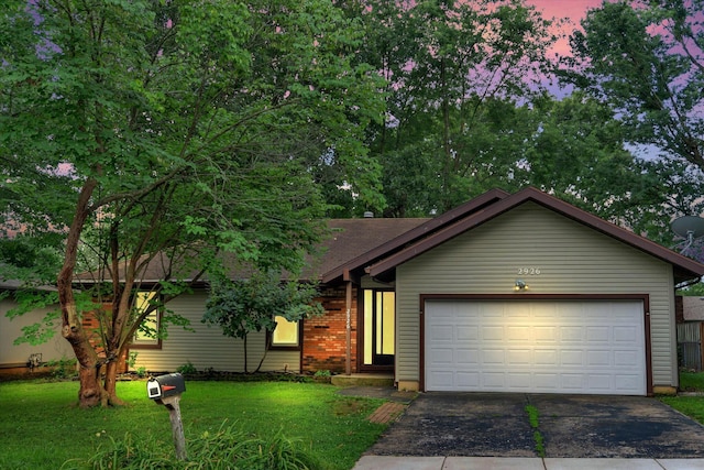 2926 E Eastwood St, Springfield, MO 65804 - photo 1