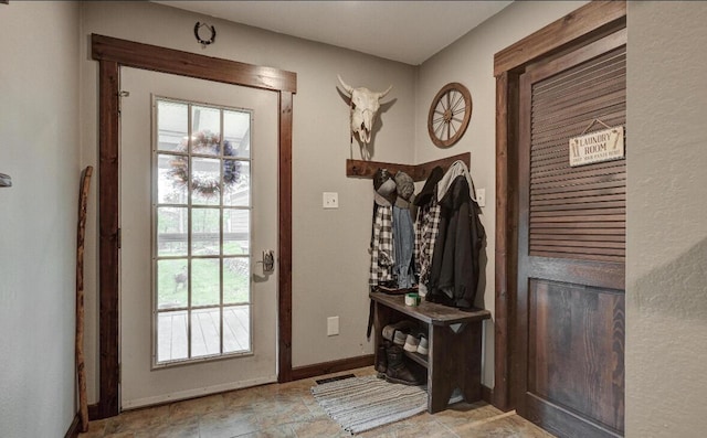 22351 S 672nd Rd, Wyandotte, OK 74370 - photo 2