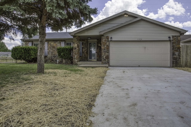 1304 W Downing St, Springfield, MO 65807 - photo 1
