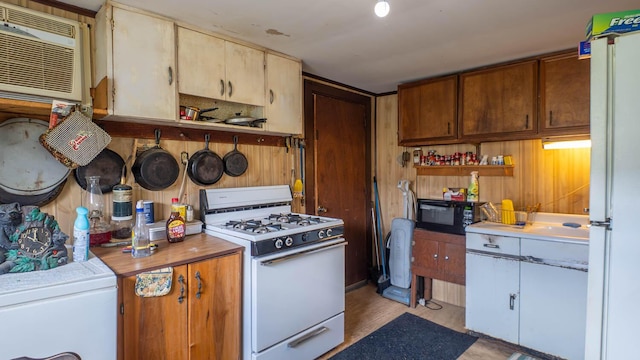 180 N 3rd St, Mammoth Spring, AR 72554 - photo 8