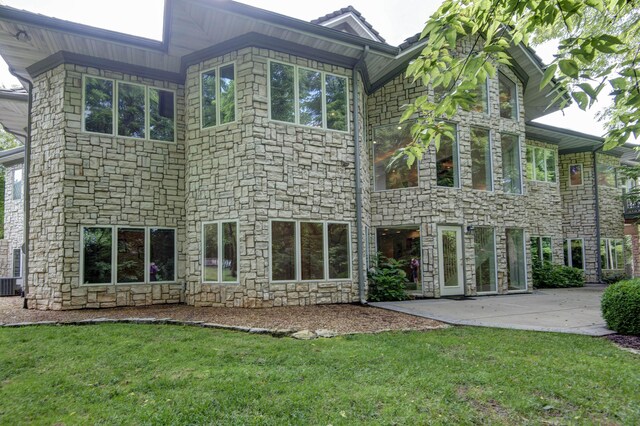 458 S Oaks Dr, Springfield, MO 65809 - photo 35