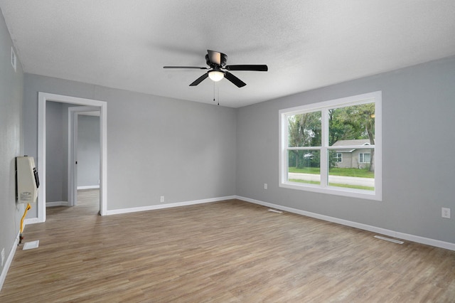 12 E Hawthorne St, Aurora, MO 65605 - photo 6