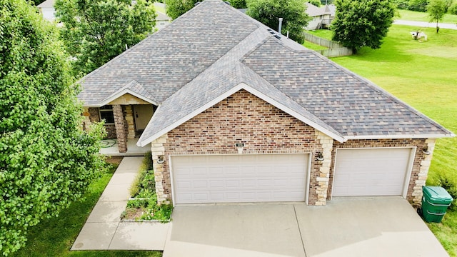 106 Miller Way, Monett, MO 65708 - photo 1