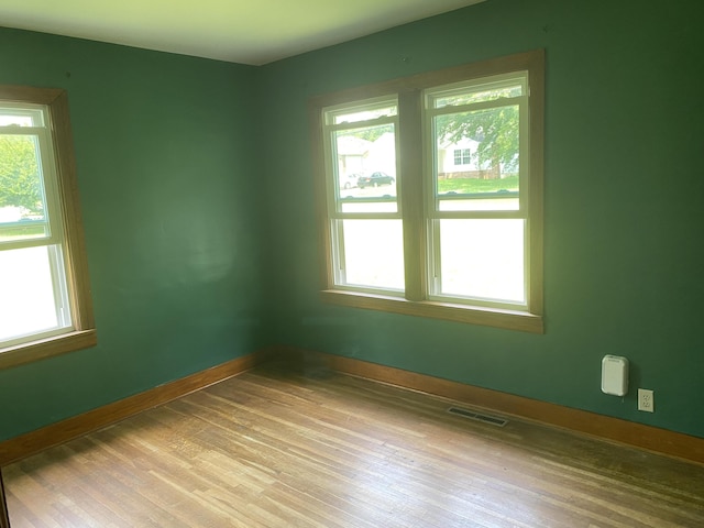 904 E Locust St, Bolivar, MO 65613 - photo 11