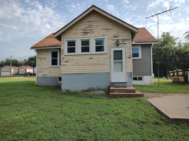 904 E Locust St, Bolivar, MO 65613 - photo 17