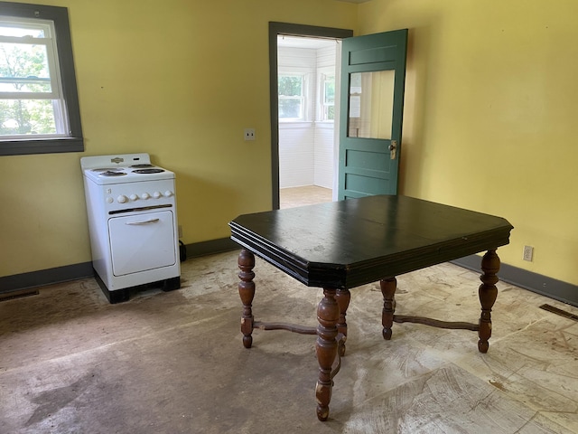 904 E Locust St, Bolivar, MO 65613 - photo 4