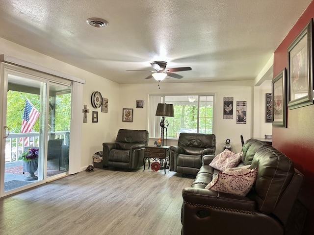 22914 Indian Ln, Hermitage, MO 65668 - photo 4