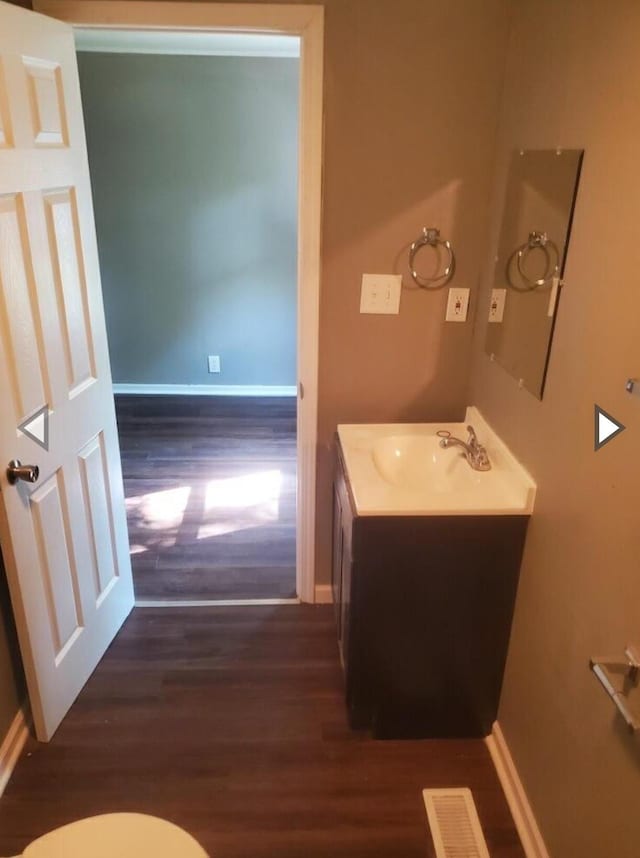 2135 N Roosevelt Ave, Springfield, MO 65803 - photo 12