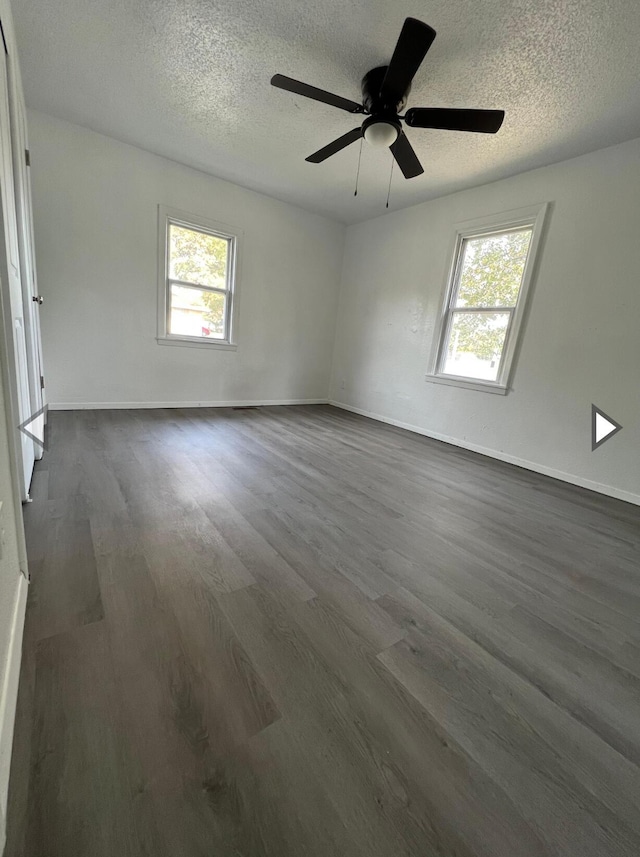 939 N Brown Ave, Springfield, MO 65802 - photo 8
