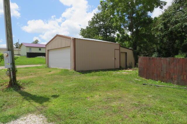 401 W Commercial St, Mansfield, MO 65704 - photo 17