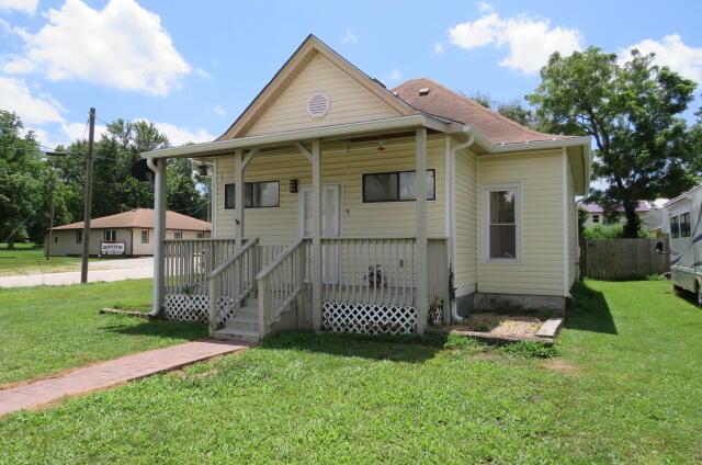 401 W Commercial St, Mansfield, MO 65704 - photo 1
