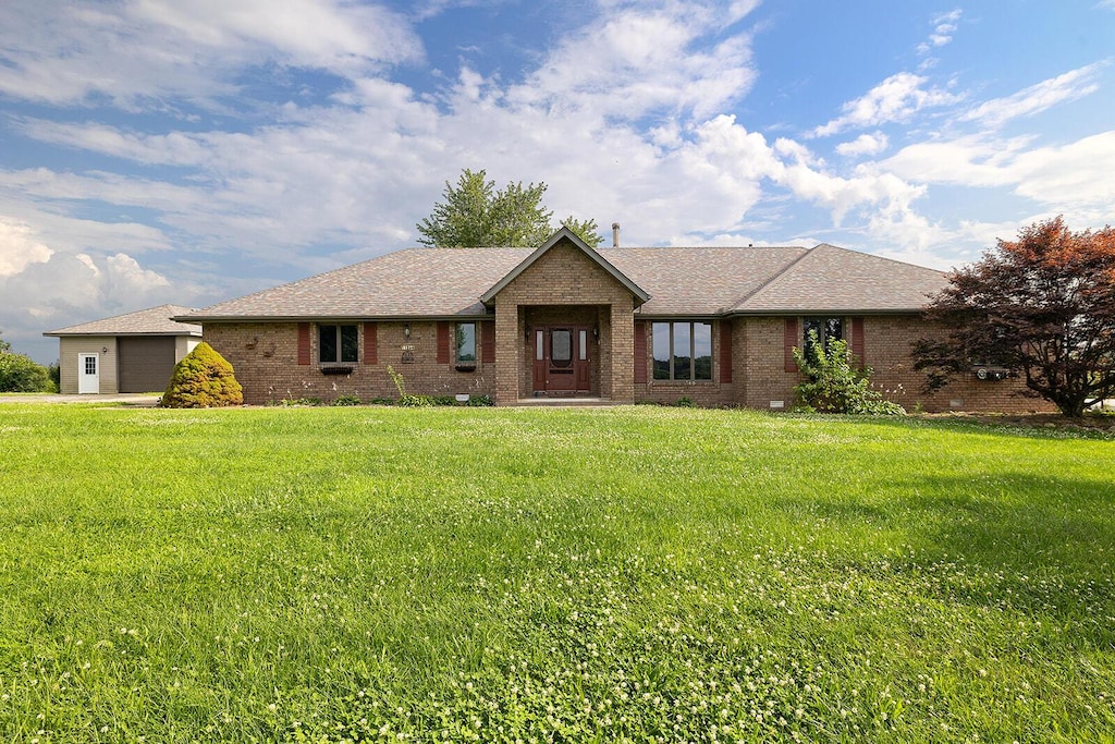 11264 Oak Hill Ln, Mountain Grove, MO 65711 - photo 1
