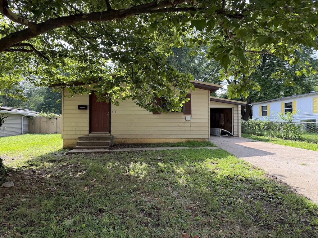 510 S Burton Ave, Springfield, MO 65802 - photo 1