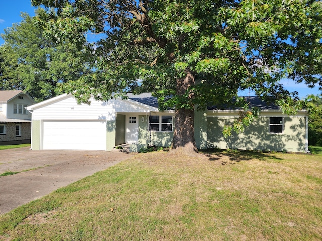 1909 Lael Dr, Neosho, MO 64850 - photo 1