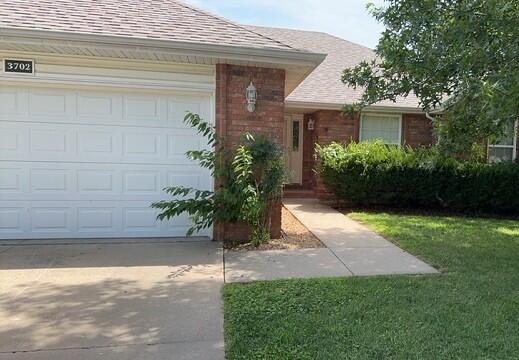 3702 W Riverside St, Springfield, MO 65807 - photo 1