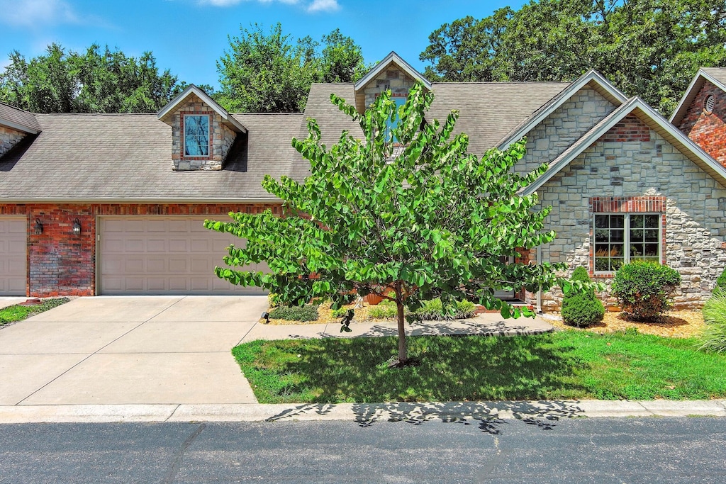 133 Stillwood Dr Unit 2B, Branson, MO 65616 - photo 1
