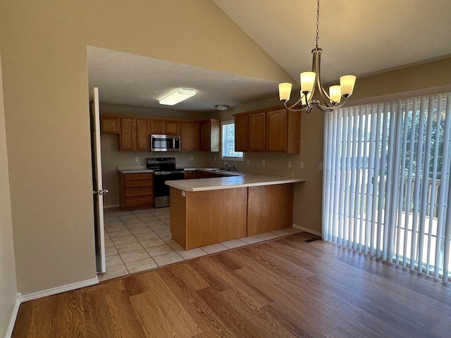 141 Jade Ct, Hollister, MO 65672 - photo 2